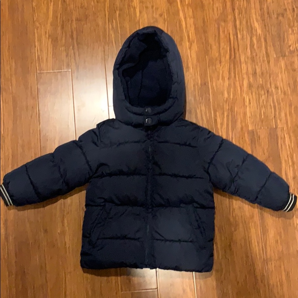Baby Gap Toddler puffer Jacket. Fleece lined.